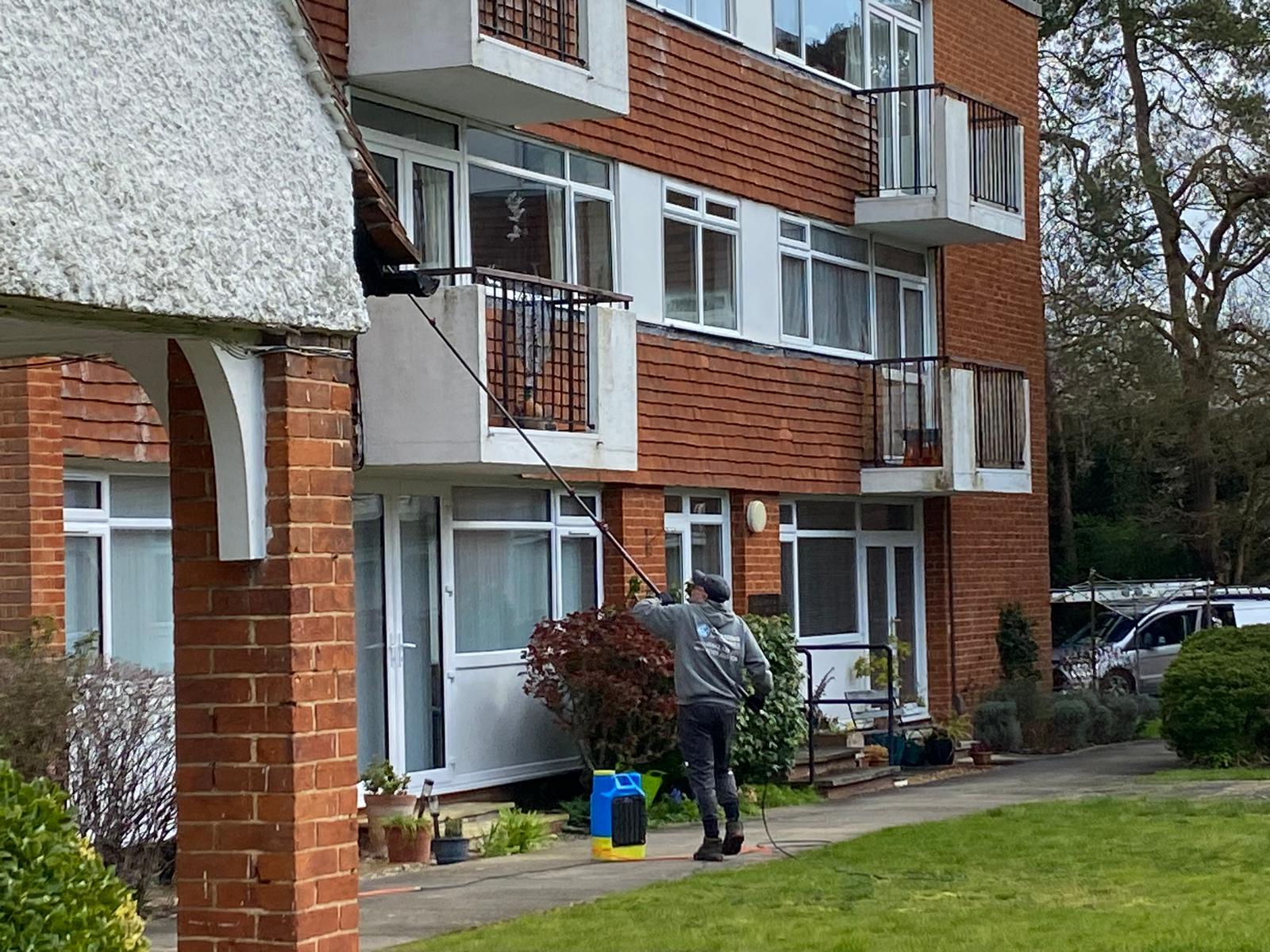 window cleaning bedfordshire